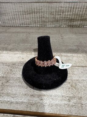 NWT Bomb Party Rose Quartz Pink CZ Band Ring - Size 8